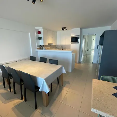 Westende Zeezicht Appartement *